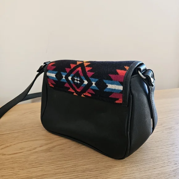Pendleton Wool Southwestern Crossbody Bag Black Leather Aztec Boho - Picture 10 of 14